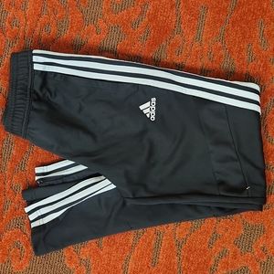 Boys Adidas tiro soccer pants, size M, black